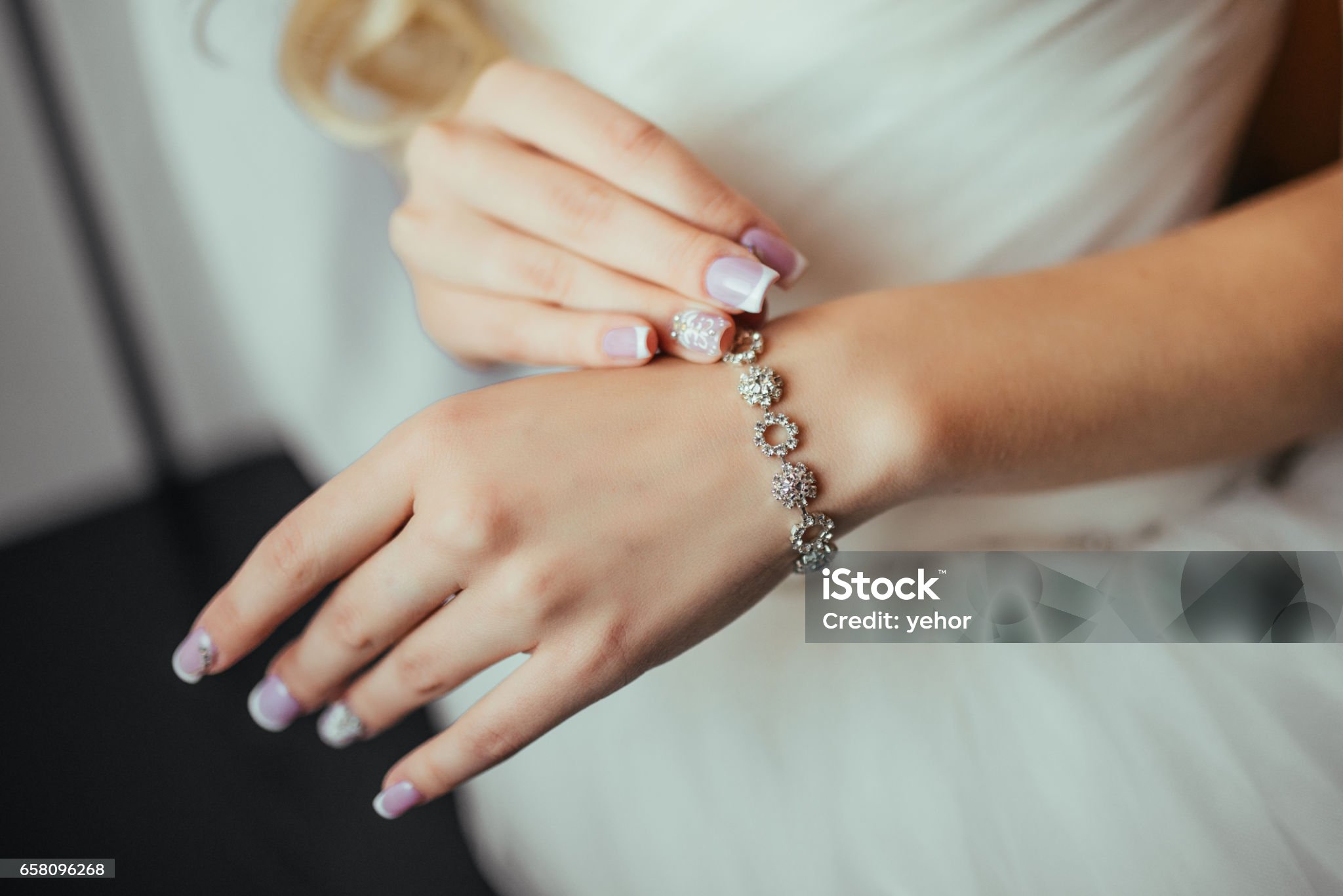 گردنبند نقره ای